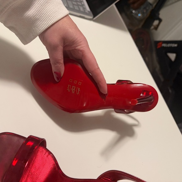 Christian Louboutin Shiny Red Heels - Picture 5 of 5